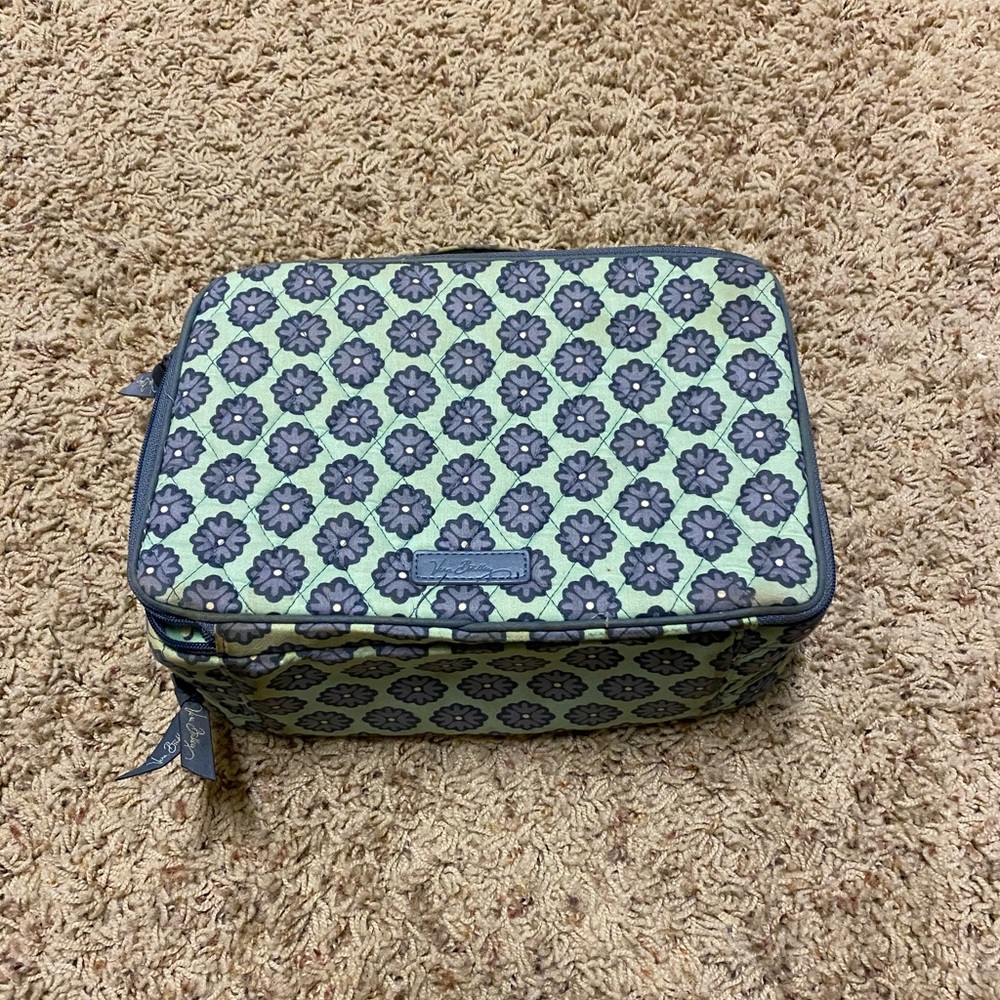 Vera Bradley MakeUp Case / Bag. Cosmetic Bag